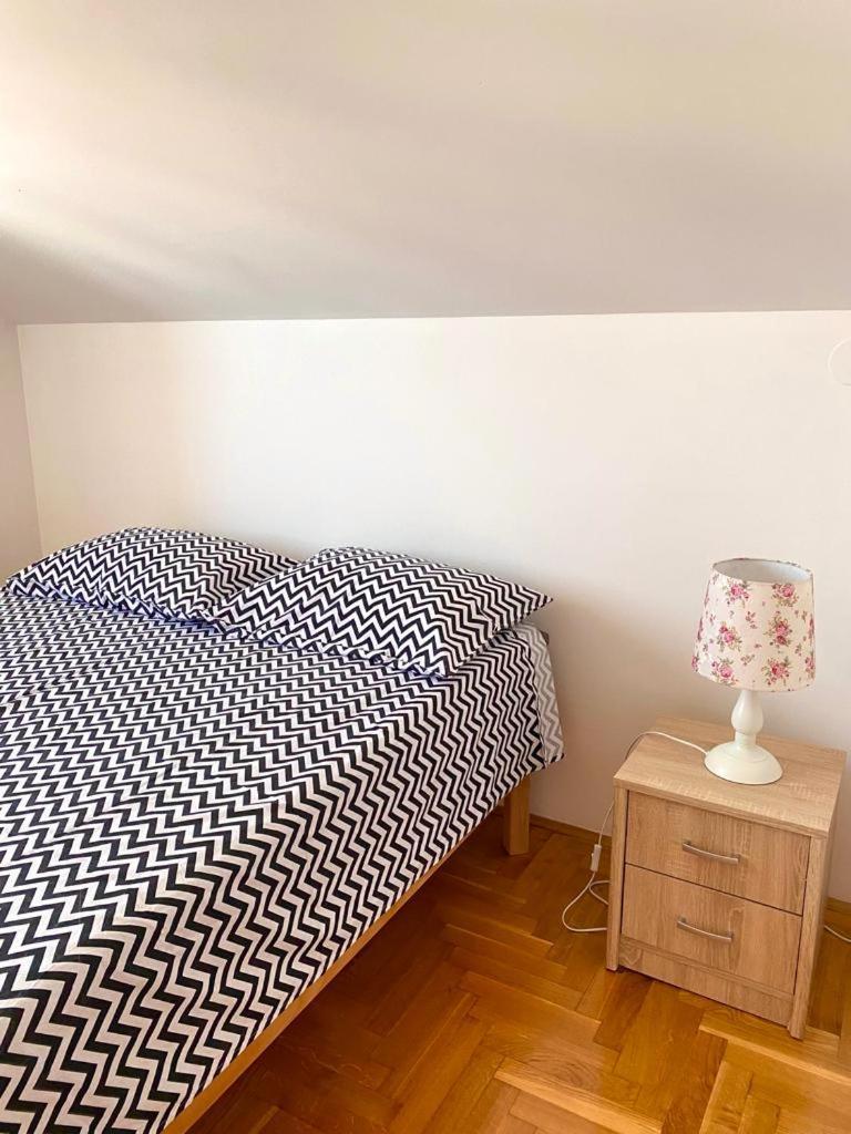 Apartment Prilaz Obali ดรามัลย์ ภายนอก รูปภาพ